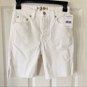 NWT FREE PEOPLE white denim cotton stretch raw hem Bermuda shorts size 25